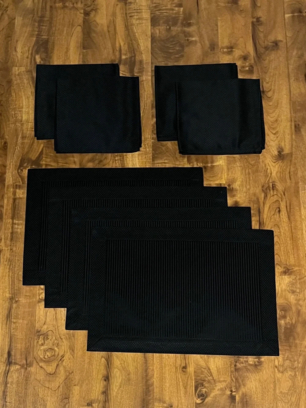 Placemat and Napkin Set - Black - Set of Four (4)